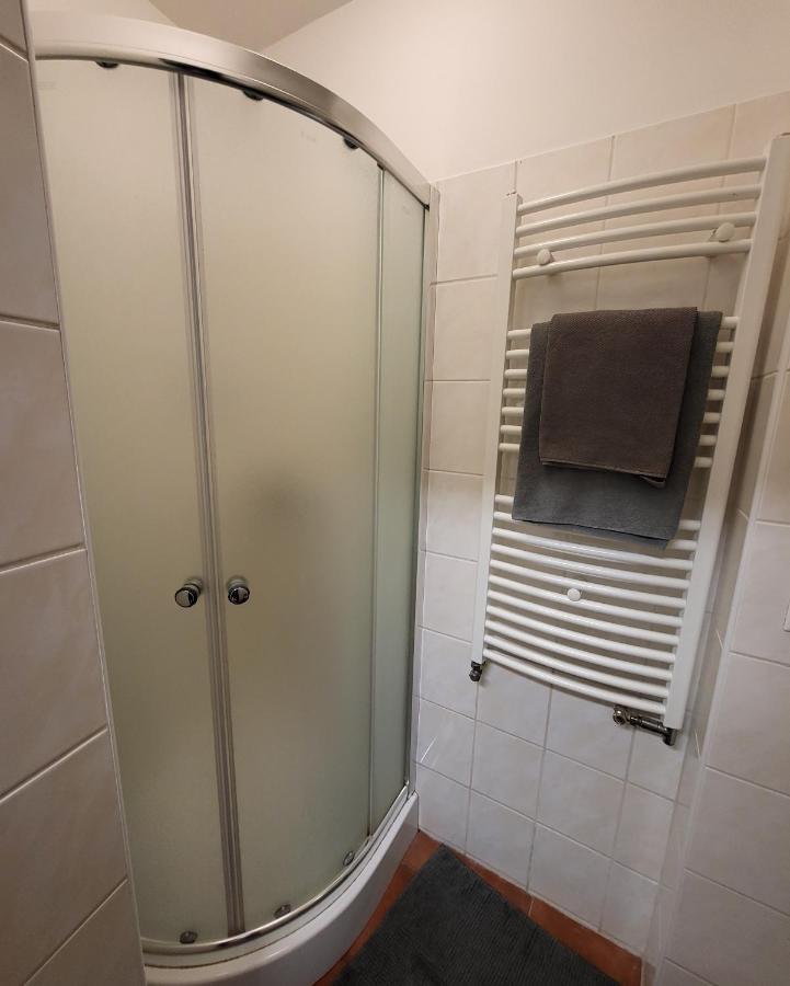 Excellent Apartments In Spa City Center 5 Min Walk From The Colonnade Karlowe Wary Zewnętrze zdjęcie