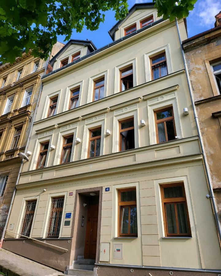 Excellent Apartments In Spa City Center 5 Min Walk From The Colonnade Karlowe Wary Zewnętrze zdjęcie