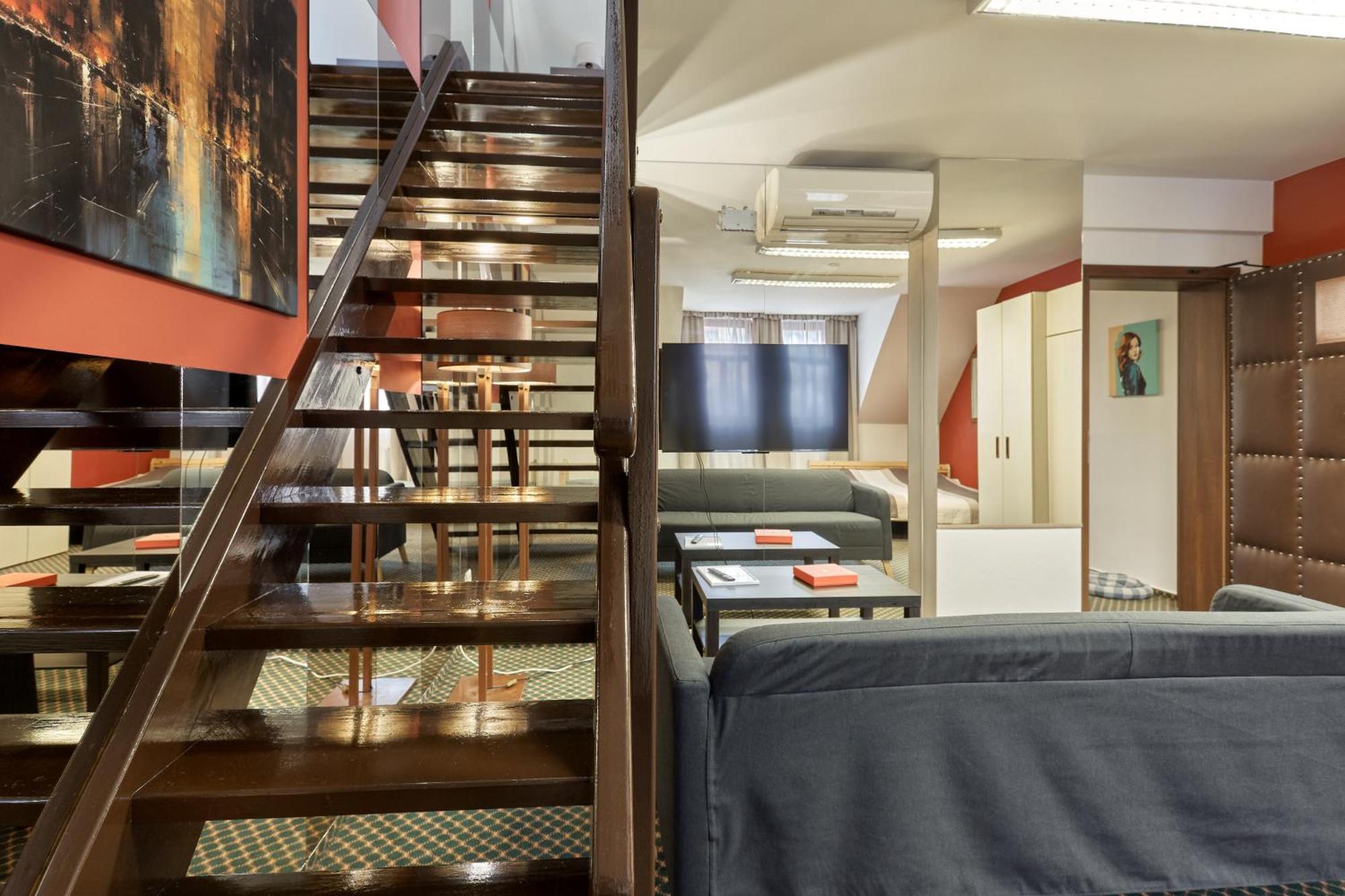 Excellent Apartments In Spa City Center 5 Min Walk From The Colonnade Karlowe Wary Zewnętrze zdjęcie