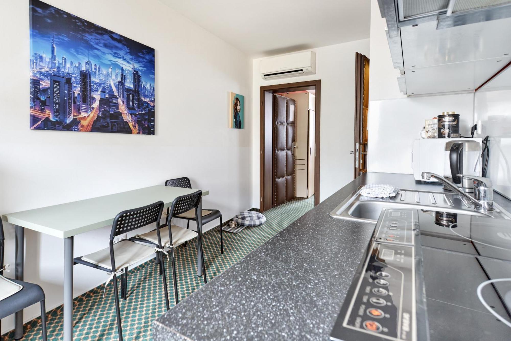 Excellent Apartments In Spa City Center 5 Min Walk From The Colonnade Karlowe Wary Zewnętrze zdjęcie