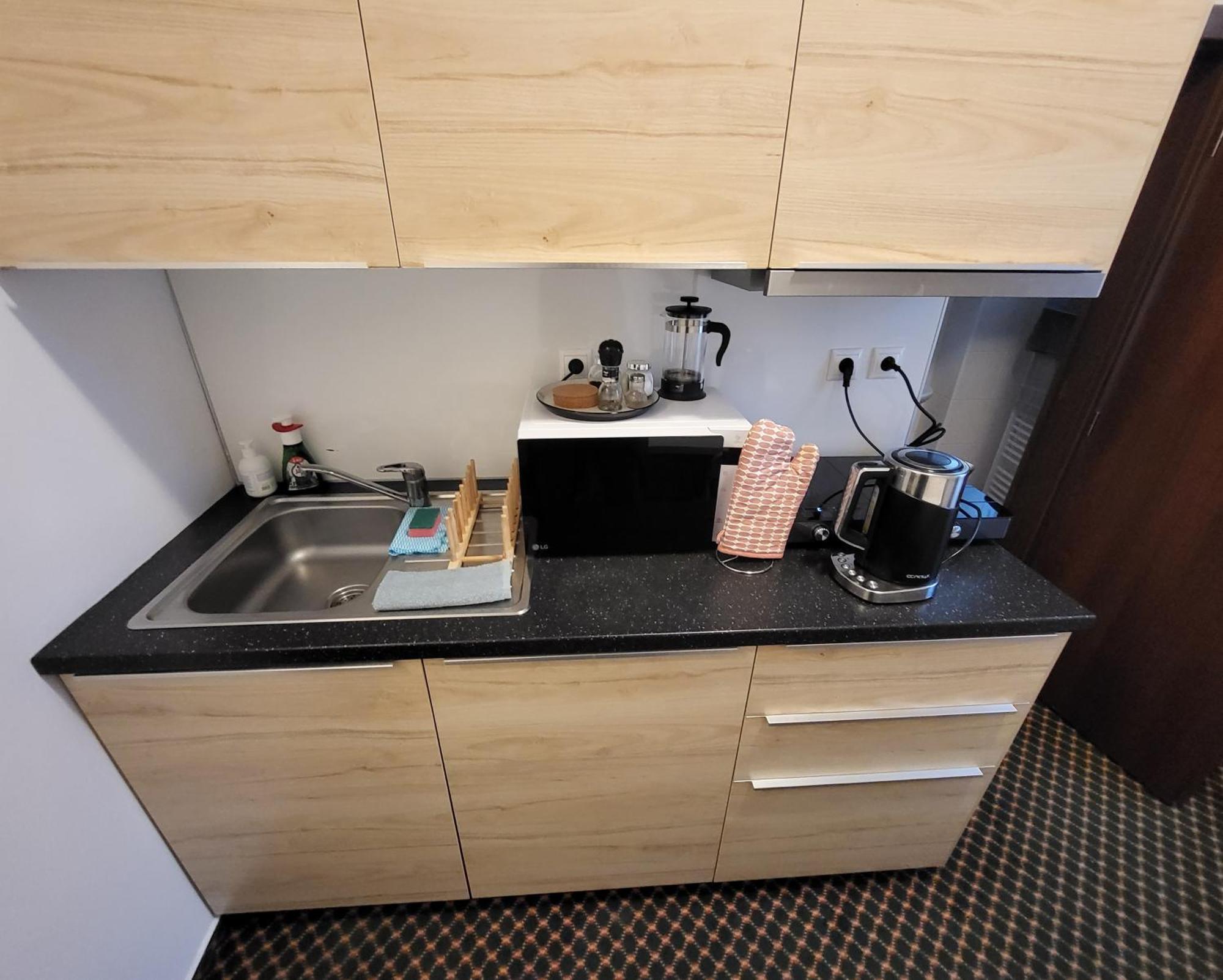 Excellent Apartments In Spa City Center 5 Min Walk From The Colonnade Karlowe Wary Zewnętrze zdjęcie