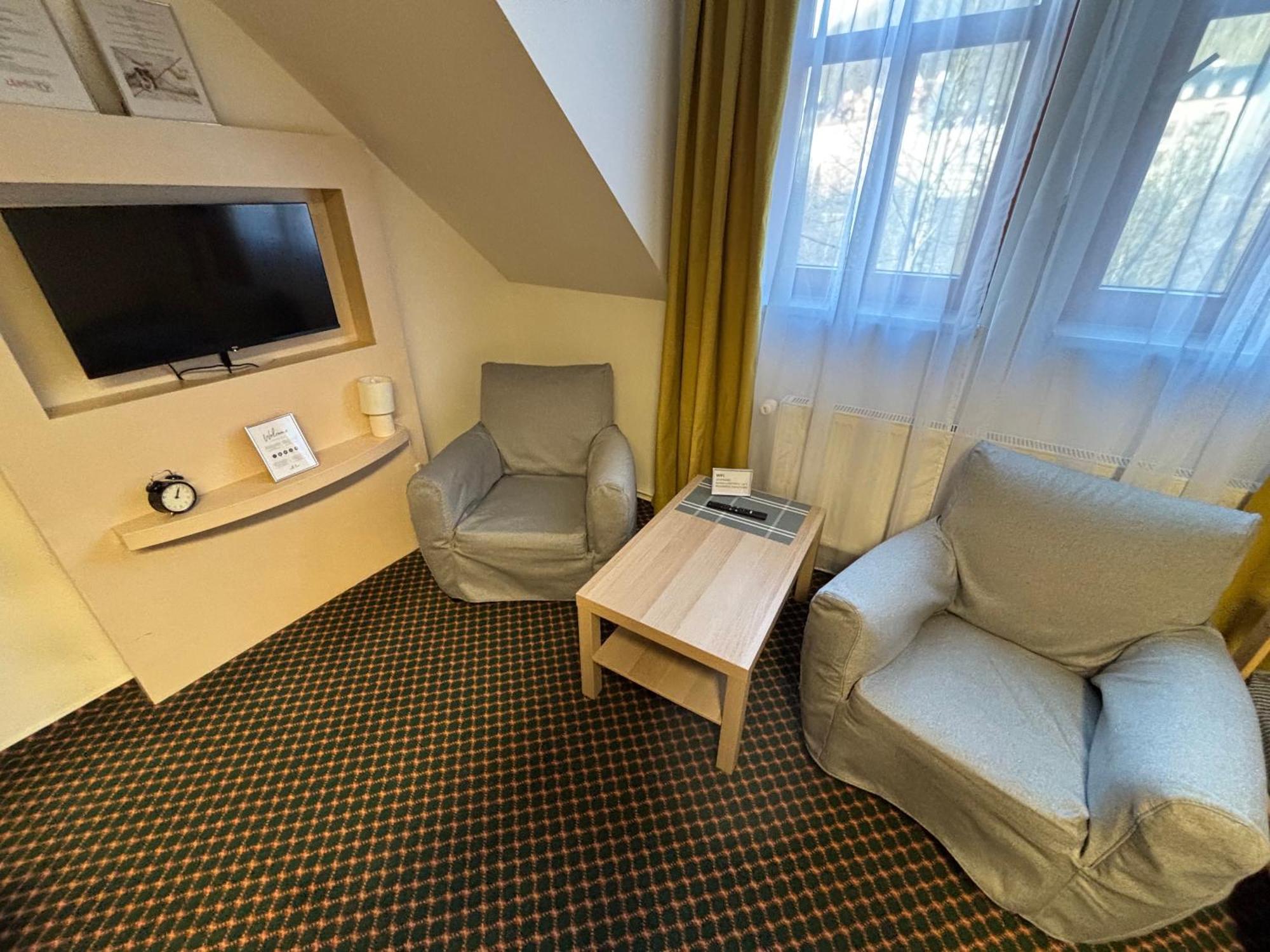 Excellent Apartments In Spa City Center 5 Min Walk From The Colonnade Karlowe Wary Zewnętrze zdjęcie
